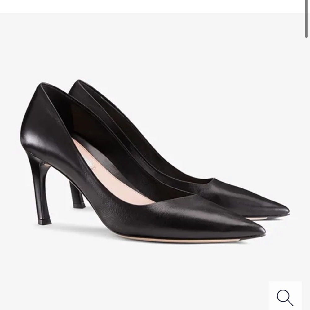 NWT Black Ginger Pumps